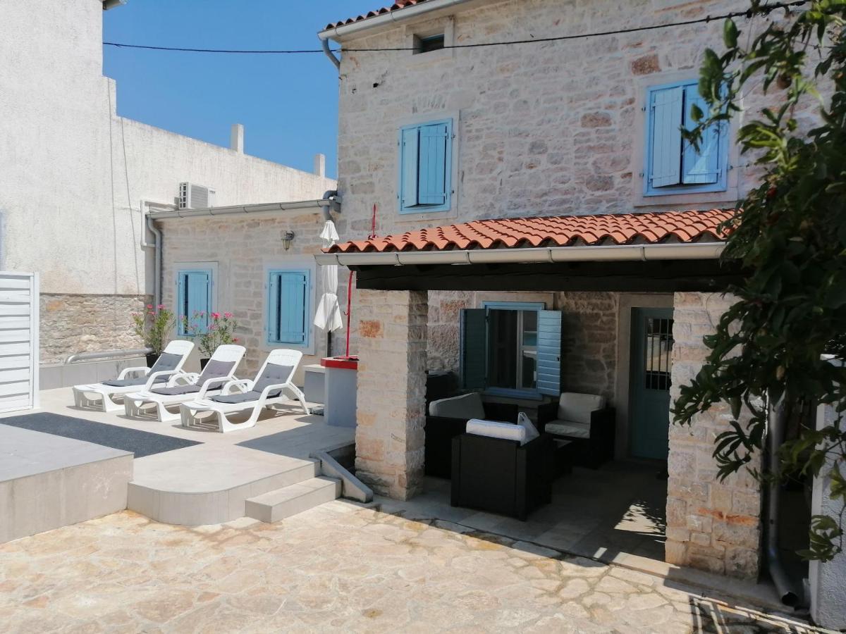 Holiday Home Peruški Eksteriør billede