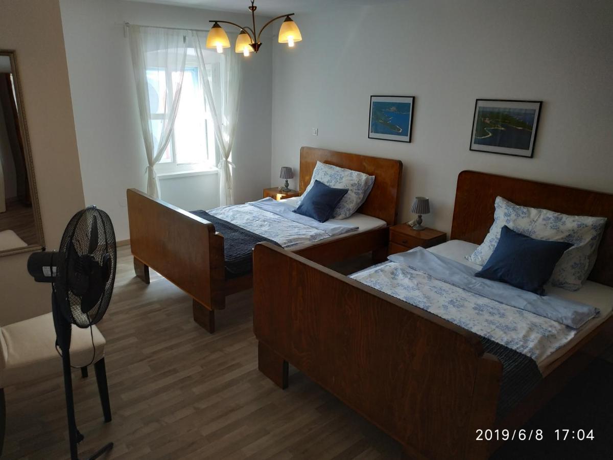 Holiday Home Peruški Eksteriør billede