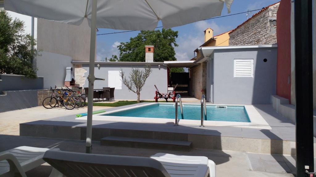 Holiday Home Peruški Værelse billede