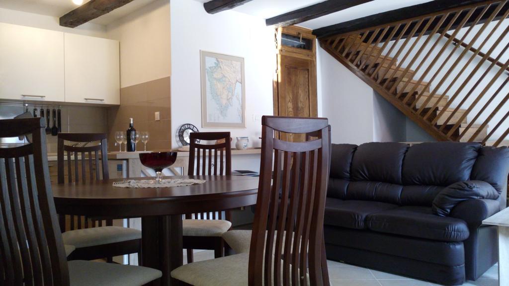 Holiday Home Peruški Værelse billede